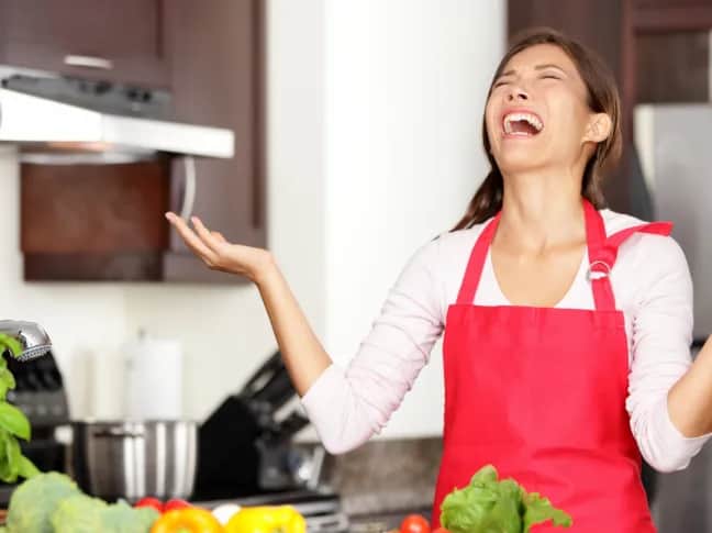 Jak uratować przypaloną zupę? Sprawdzone sposoby na ratunek