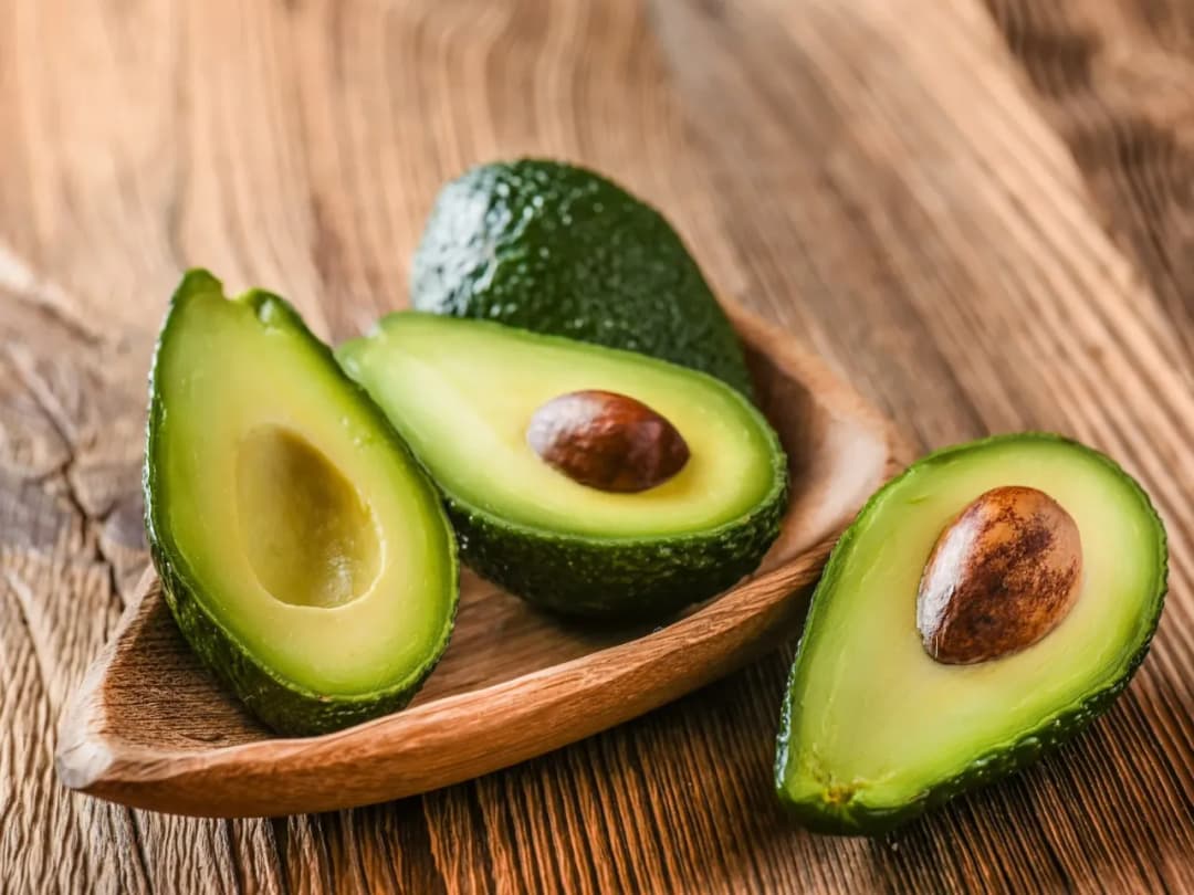 Jakie awokado do guacamole? Wybierz najlepsze dla idealnego smaku