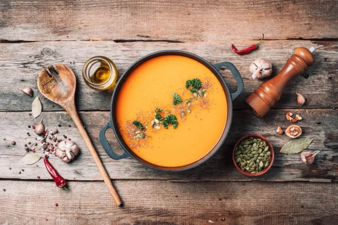 Jakie przyprawy do zupy dyniowej, aby uzyskać wyjątkowy smak?