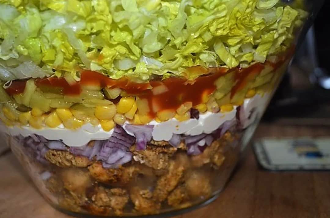 Sałatka gyros co po kolei – idealny przepis na smaczną sałatkę